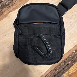 New Black cross body Bag( for men &woman